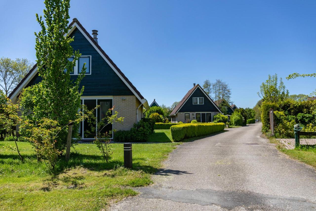 Bungalow 40 Op Recreatiepark De Wielen シント・マールテン エクステリア 写真