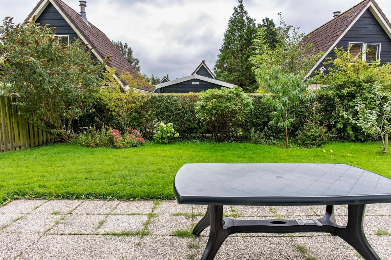 Bungalow 40 Op Recreatiepark De Wielen シント・マールテン エクステリア 写真