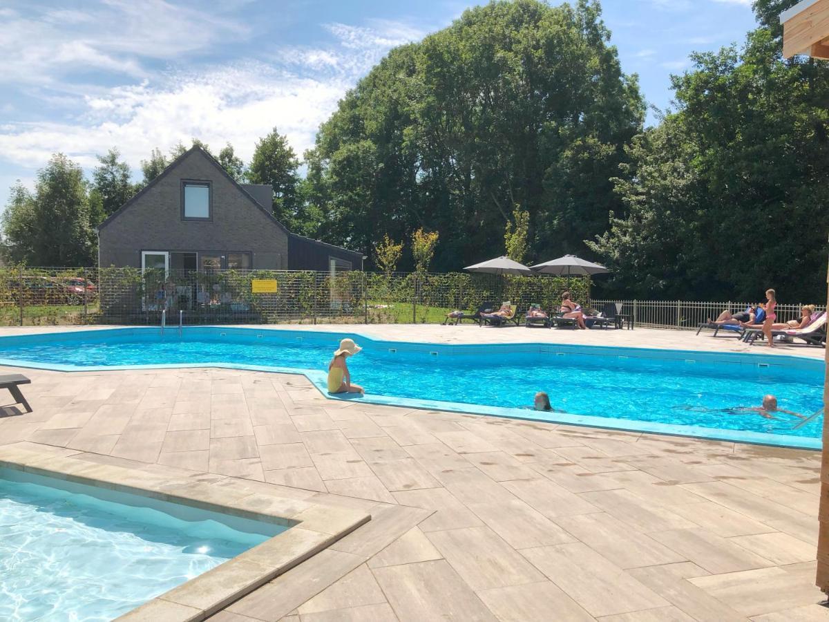 Bungalow 40 Op Recreatiepark De Wielen シント・マールテン エクステリア 写真